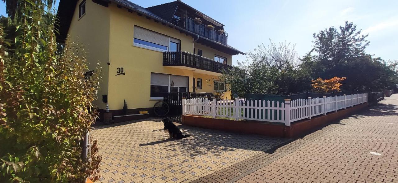 Monteur Unterkunft Gaestewohnung Ferienwohnung - Haus Huth Freigericht Bagian luar foto